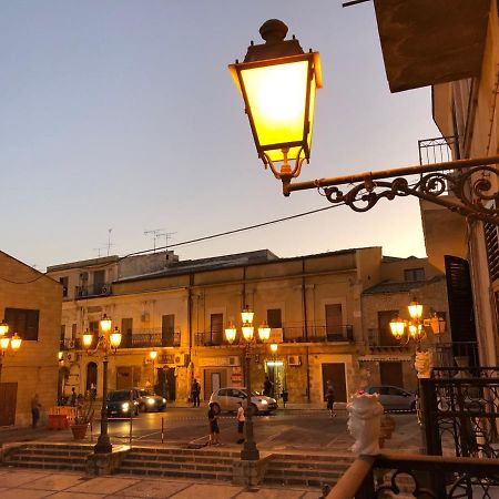 Cortile Umberto Apartamento Racalmuto Exterior foto